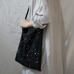 #308 tote bag  MILKY WAY&BLACK 斑點黑色拼接單肩包 第7張的照片