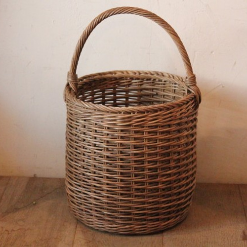 天然素材のナチュラルなかご【籐ラタン ワンハンドルポットバスケット