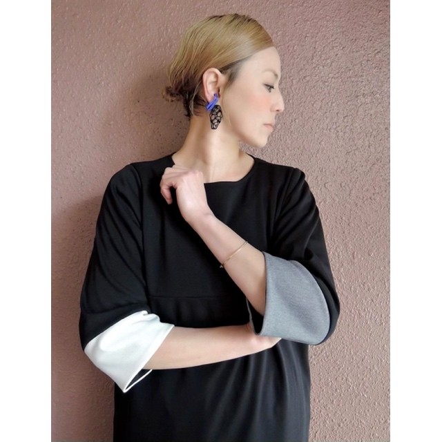 RATA❤️サイズ選べる❤️抜群の伸縮性❤️大人の万能シンプルワンピース❤️グレー＆アイボリー