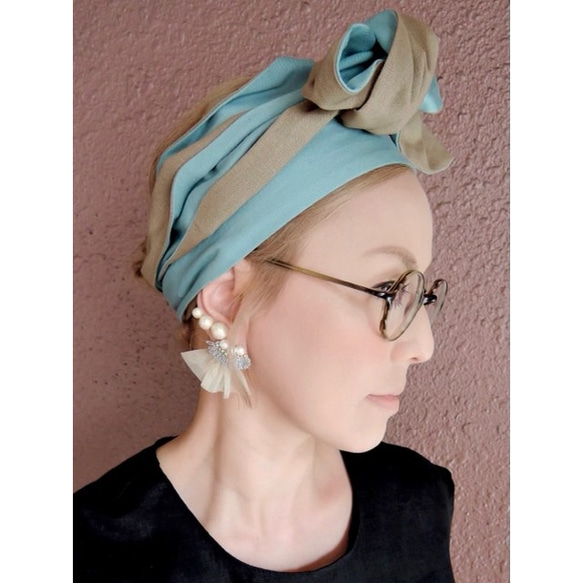 RATA ❤️ 流行的捲形頭巾❤️ 暗藍色 x 米色 第1張的照片