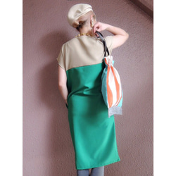 RATA❤️ 米色 x 綠色《漂亮的拼色口袋色連衣裙》 第4張的照片