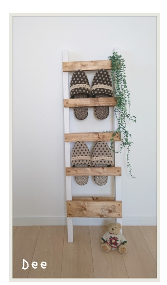 ツートンカラーのシンプルな木製スリッパラック☆4足用⭐ 靴箱・下駄