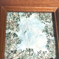 【ミニ額入り原画】紙粘土に絵を描いてみた☆木々の間からの空☆ 2枚目の画像