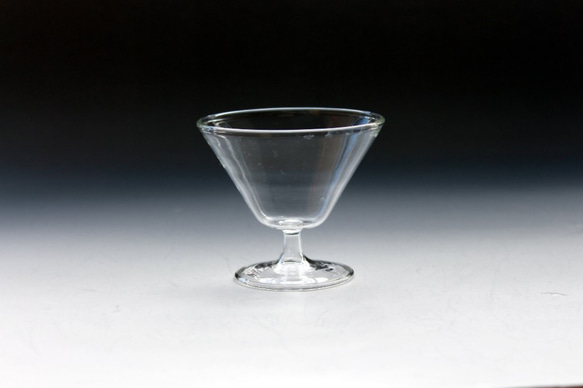手作りガラスの酒盃 4 1枚目の画像