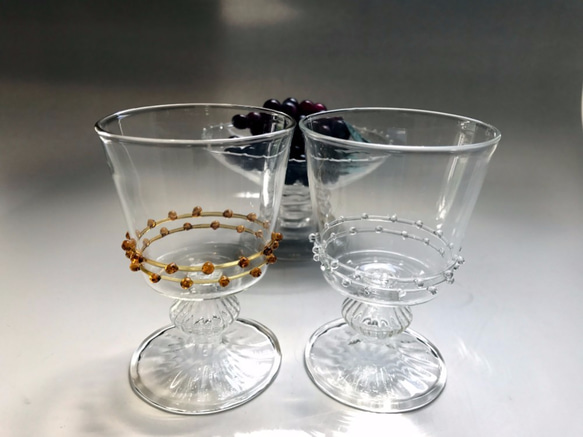 手作りガラスのワイングラス 1（2点セット） 1枚目の画像