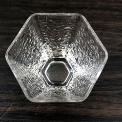 クリスタルガラスの六角形カップ（4点セット） 2枚目の画像