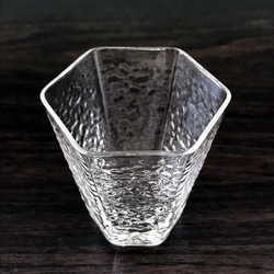クリスタルガラスの六角形カップ（4点セット） 4枚目の画像