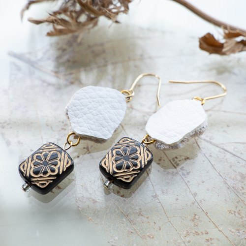 ✺刺繍耳飾り✺ 