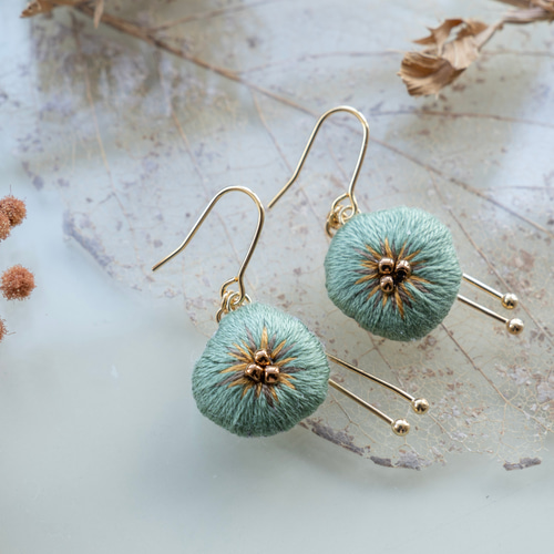 ✺刺繍耳飾り✺ 