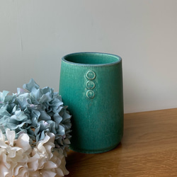 《送料無料 》青銅釉 ボタン付き花瓶 2枚目の画像
