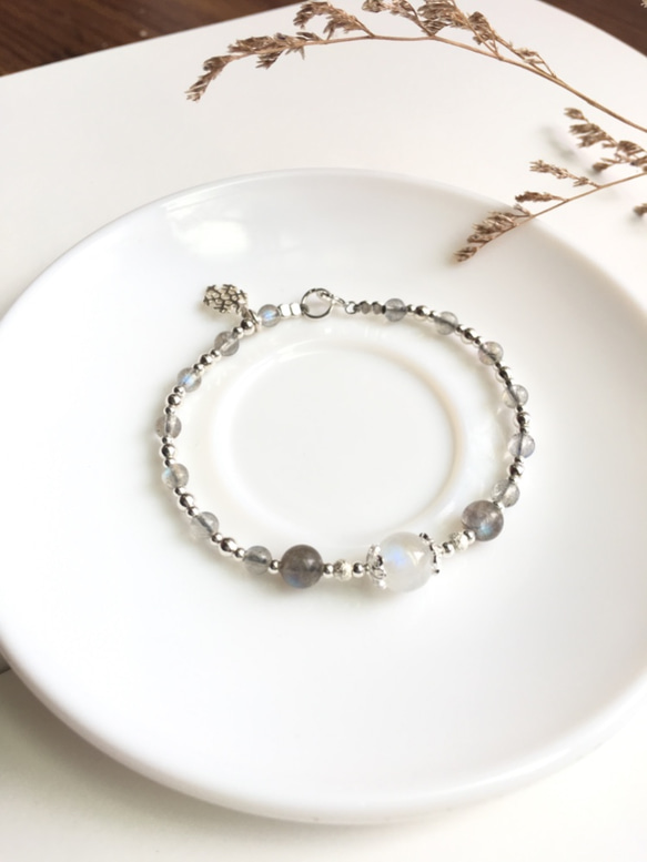 Ops Moonstone Labradorite Silver bracelet -藍光/月光石/拉長石/silver 第3張的照片