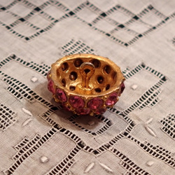 ヴィンテージ ガラス ピンク ラインストーン ゴールド メタル ボタン 4589 2枚目の画像