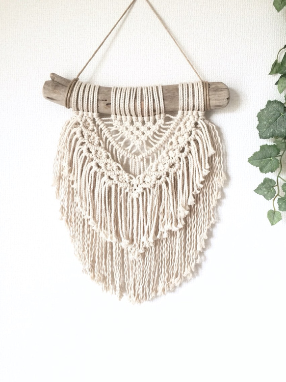 小さめ流木マクラメ編みタペストリー タペストリー・壁掛け