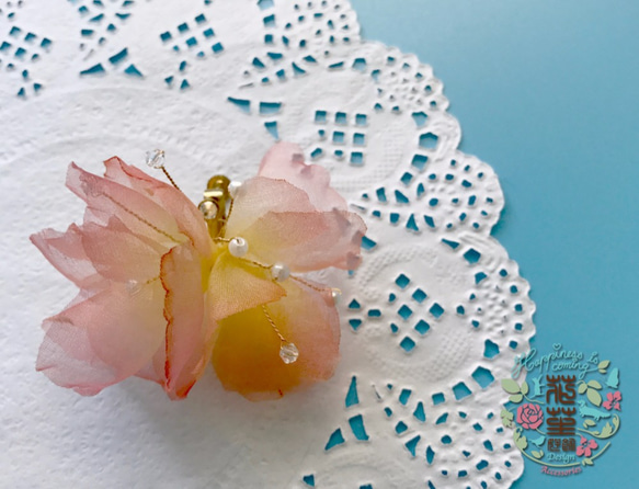 Spring Cherry_Pink Orange Silk Flower Single Earrings / Earrings 1枚目の画像