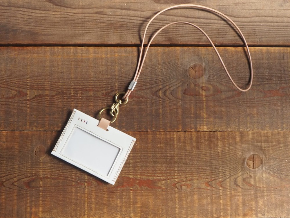 NEW IDホルダー ネックストラップ付き