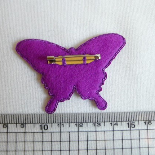紫と藤紫のアゲハ蝶刺繍ブローチ ブローチ まちゃぷ 通販
