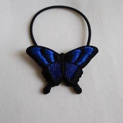 青と藍色のアゲハ蝶ヘアゴム 8枚目の画像