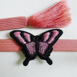 ピンクと黒のアゲハ蝶ヘアゴム（帯留め） 8枚目の画像