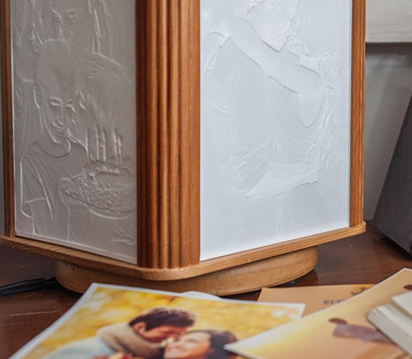 【新婚賀禮】藝術旋轉燈箱┇單層直式燈箱 第3張的照片