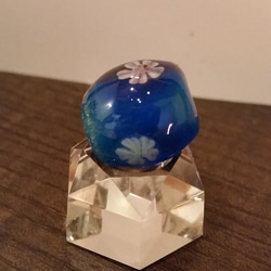 小さなガラスの桜玉、ブルー系1 3枚目の画像