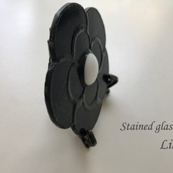 ステンドグラス 「黒と白　カメリアの手鏡」 2枚目の画像
