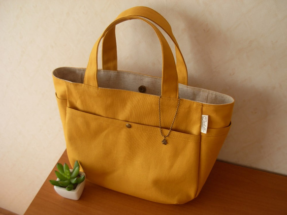 *ご予約受付中*【たっぷり収納*ころんと可愛い*デイリートート*S】*マスタード帆布* 3枚目の画像