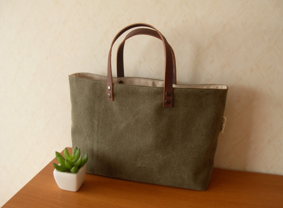 ヴィンテージ加工*8号帆布*カーキ】本革持ち手*お出かけトートバッグ