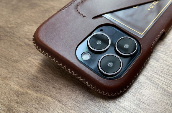 iPhone 13/13Pro 極簡系列全包覆皮革保護套 - 巧克力 第3張的照片