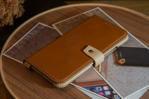 iPhone X / Xs 經典款手帳系列皮革保護套 - 棕色 第2張的照片