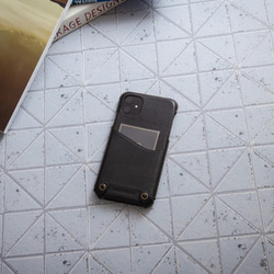 iPhone 11 極簡系列經典款皮革保護套 - 騎士黑 第1張的照片