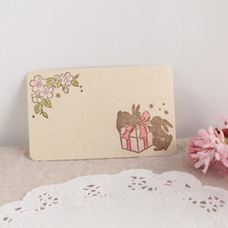 2羽うさぎとプレゼントの消しゴムはんこ（垂れ耳&立ち耳） 5枚目の画像