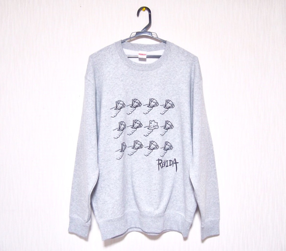 REVIDA more logo Sweat shirt 2枚目の画像