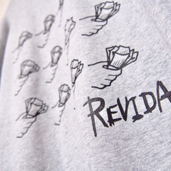 REVIDA more logo Sweat shirt 3枚目の画像