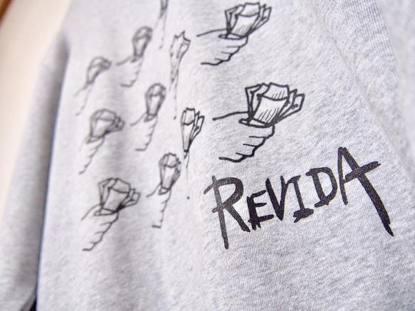 REVIDA more logo Sweat shirt 3枚目の画像