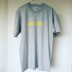 シンプルなTシャツ「HOUSE」グレー 1枚目の画像