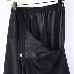 手工製蕾絲口袋寬褲(black) 第5張的照片