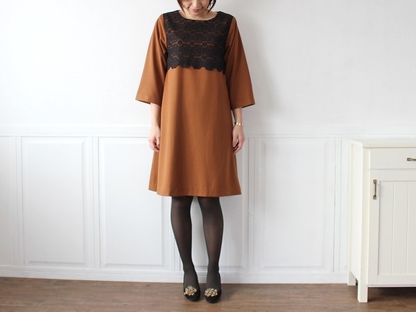 【Mサイズ】レース ウール混 ワンピース ベージュブラウン affetto ハンドメイド