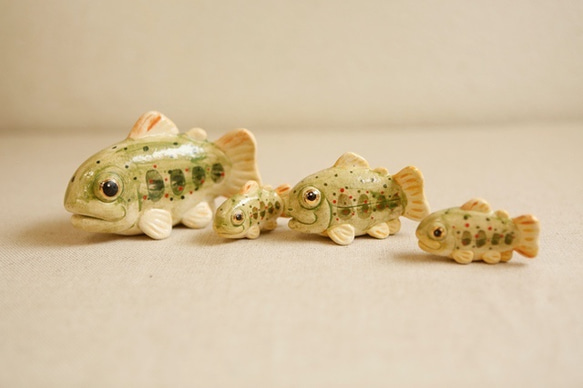 受注生産【大】陶器のあまご　みずみずしい川魚 3枚目の画像