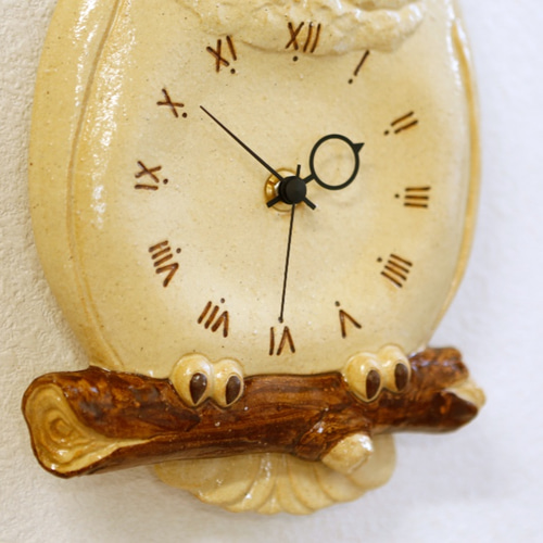 陶器のふくろう尾振り時計 おはよう 掛け時計・置き時計 かわいい動物