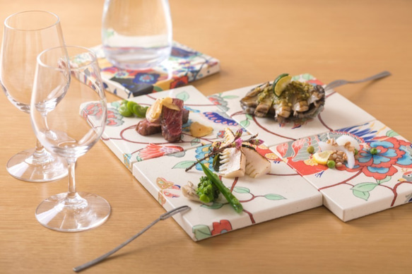食器やインテリアに　友禅デザイン　陶板タイル ４SET 6枚目の画像