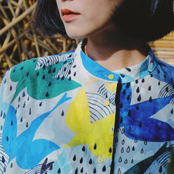 彩色飛燕浮絵立領罩衫外套 第6張的照片