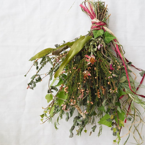 ハーブのドライフラワースワッグ ドライフラワー petite riviere 通販