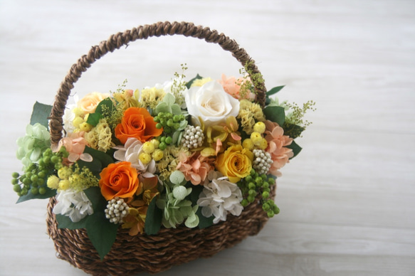 [誕生日プレゼント・ご両親贈呈品] Flower basket　Yellow rose 4枚目の画像