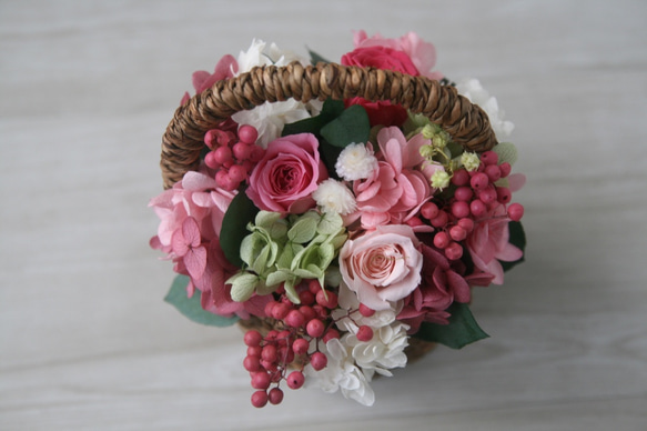 [誕生日プレゼント・結婚祝い] Flower basket (S)  Pink Rose 3枚目の画像
