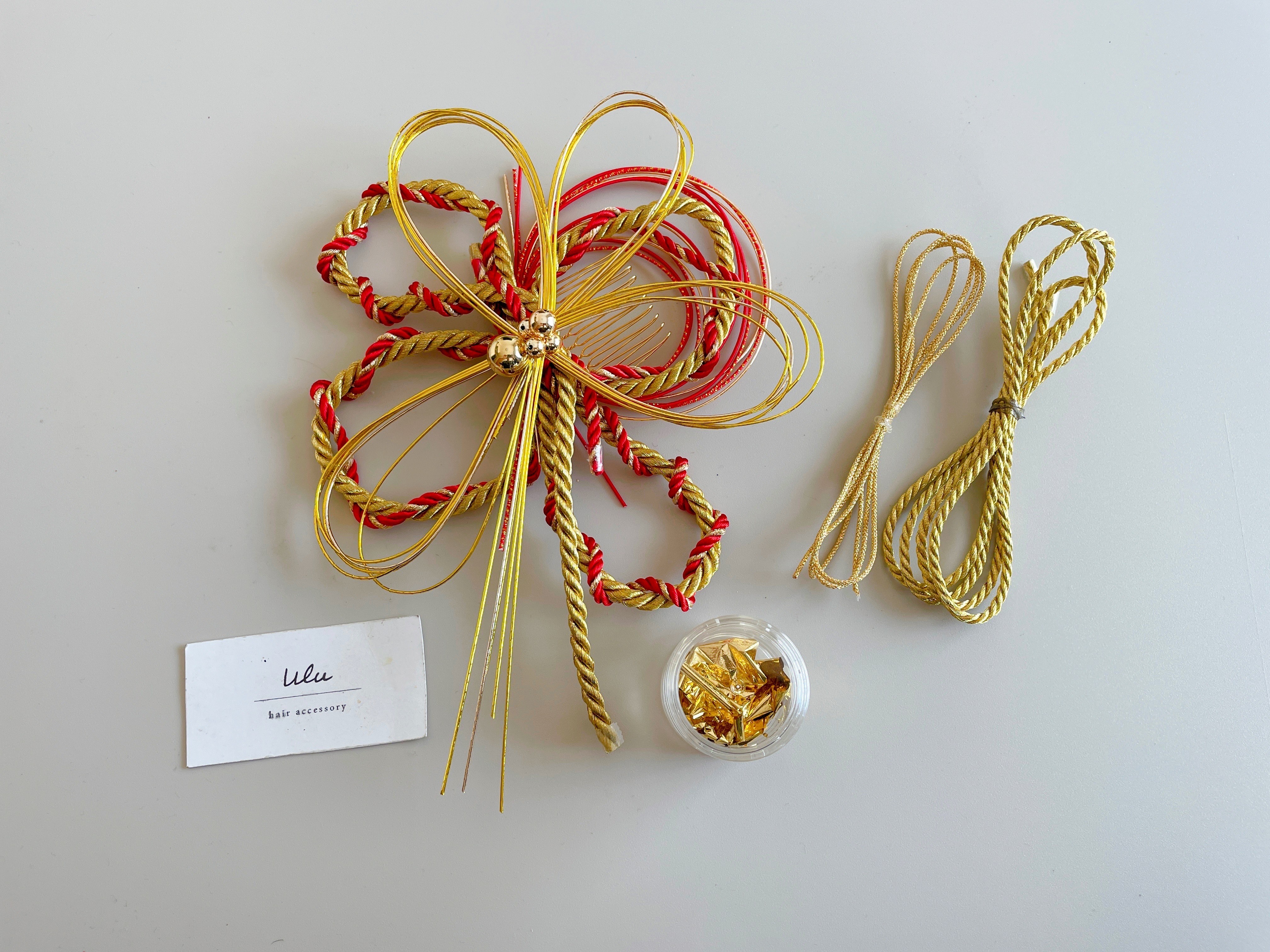 和装 髪飾り 赤ゴールド 水引き 組紐 金箔 成人式 結婚式 ブライダル 卒業式 ヘッドドレス 振袖 袴 ウェディング