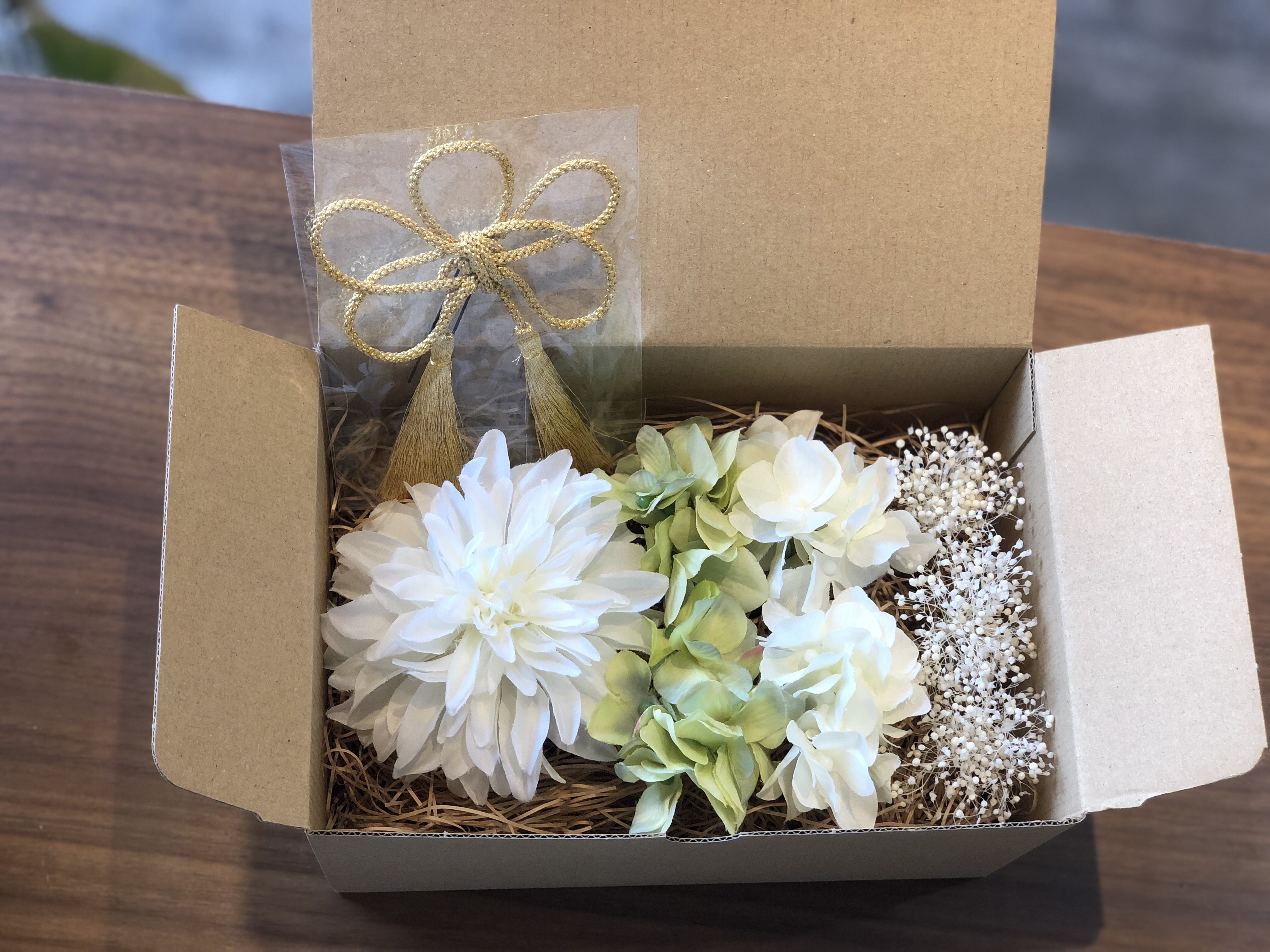 和装 髪飾り 白ダリア 紫陽花 タッセル ドライフラワー 白無垢 成人式 振袖 結婚式 ヘッドドレス 卒業式 振袖 袴