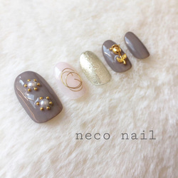 neco nail No.55♡レトロネイル ショート　薔薇　ベージュ　ネイルチップ 2枚目の画像