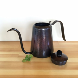 銅咖啡滴壺可延長咖啡時間 第2張的照片