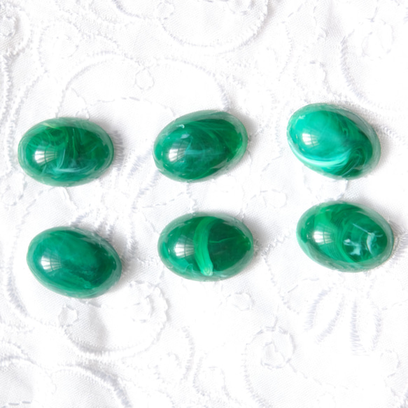 193【ピアス】緑の宝石◆グリーンオーバル◆ 5枚目の画像
