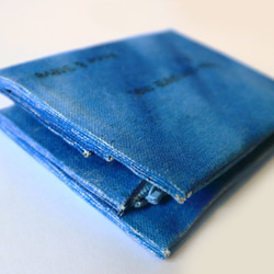 (聖誕節手工客製化禮物預售中)手工染色寶石藍橫式短夾(可免費電燒英文字喔) 第2張的照片